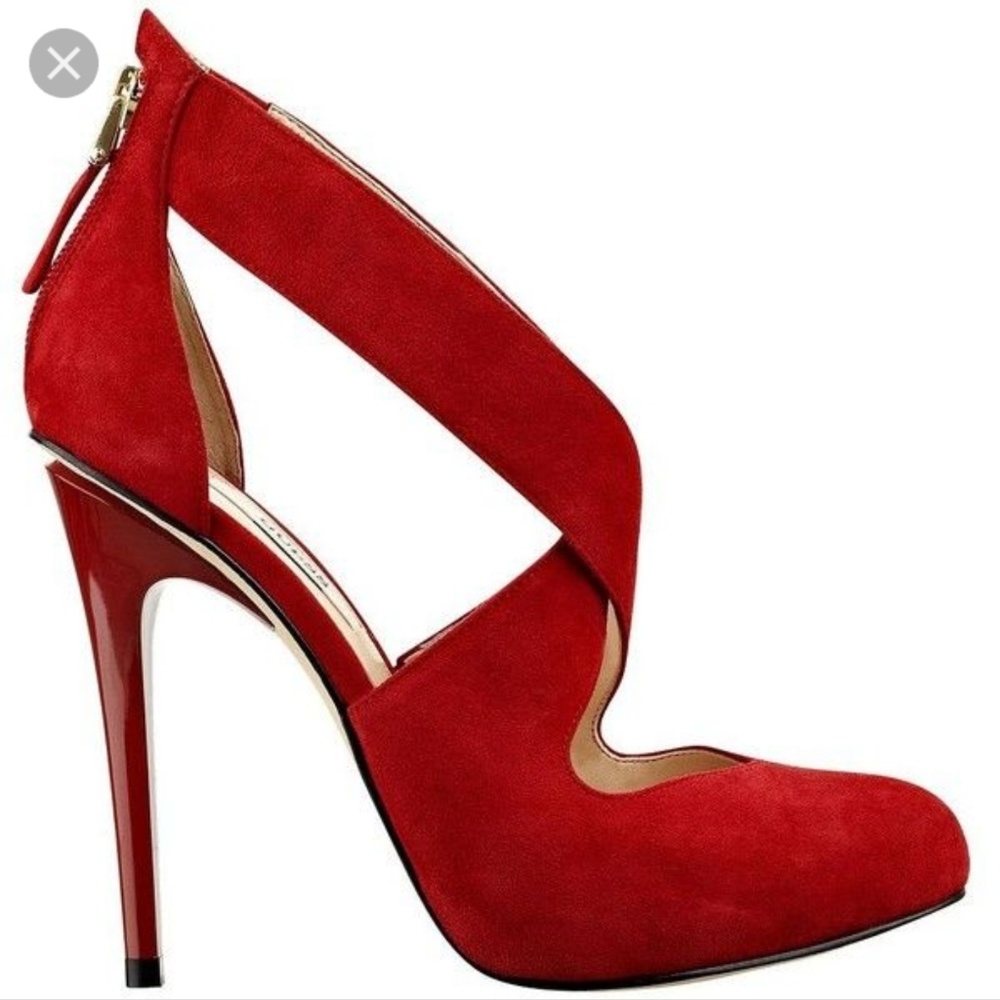 Guess Ramba Criss Cross Red Pumps